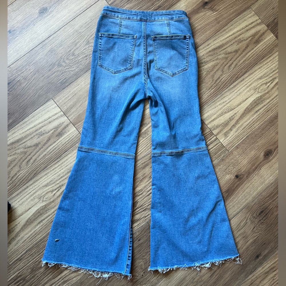We The Free Free People Flare Blue Denim Jeans - Picture 2 of 5